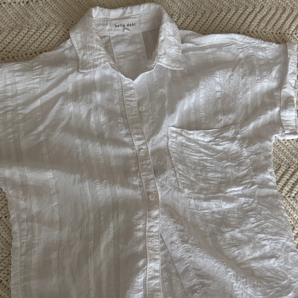 Bella Dahl Women’s Textured White Button Down Shirt